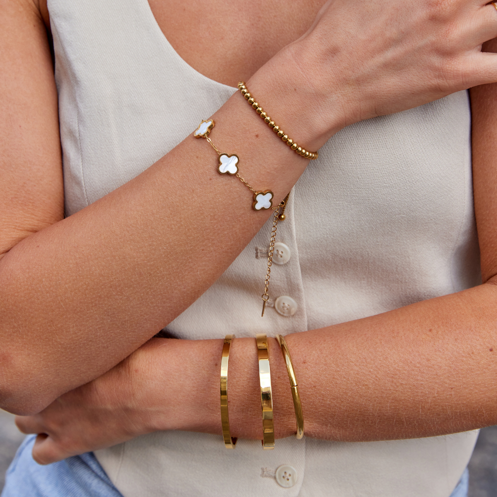 Eda | Elegant Gold Bracelet