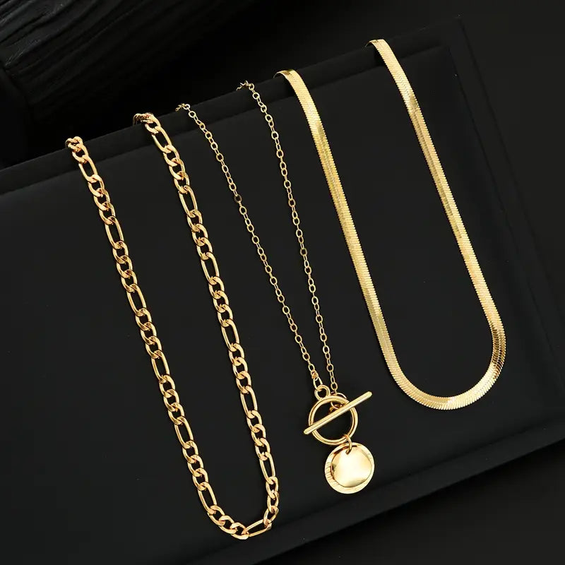 Etheldreda | Layered Round Pendant Necklace Set