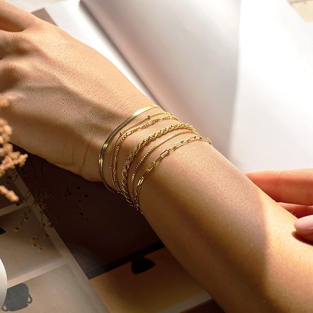 Blodwen | Delicate Gold Layered Bracelet Set