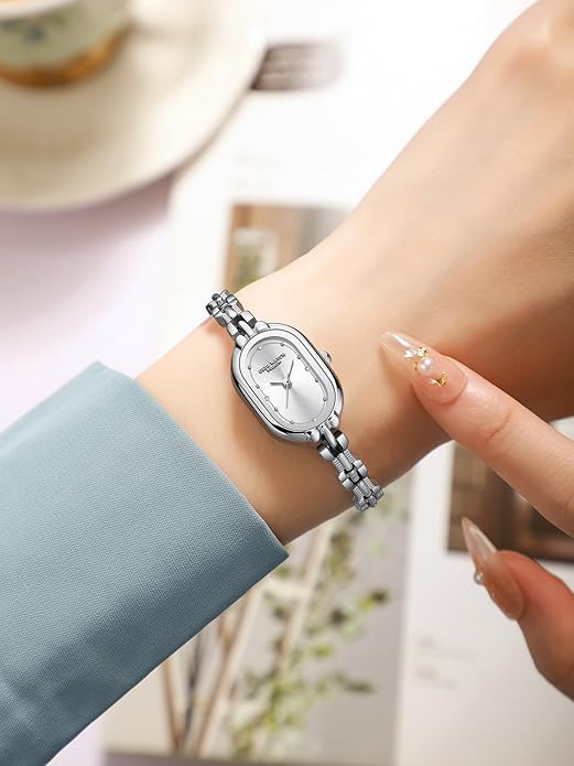 Vevina | Elegant Oval Time Display