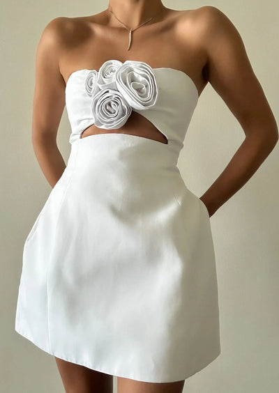 Veselina | Luxury Blossom Moment
