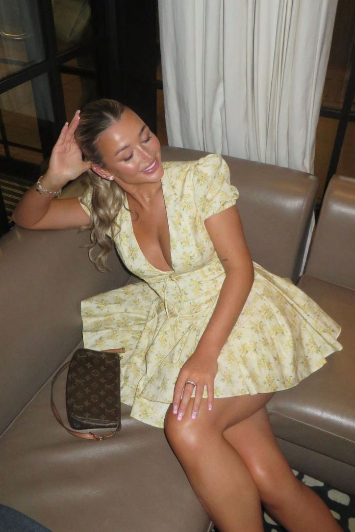 Vivienne | Flowery Mini Dress