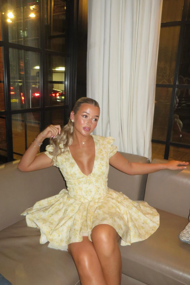 Vivienne | Flowery Mini Dress