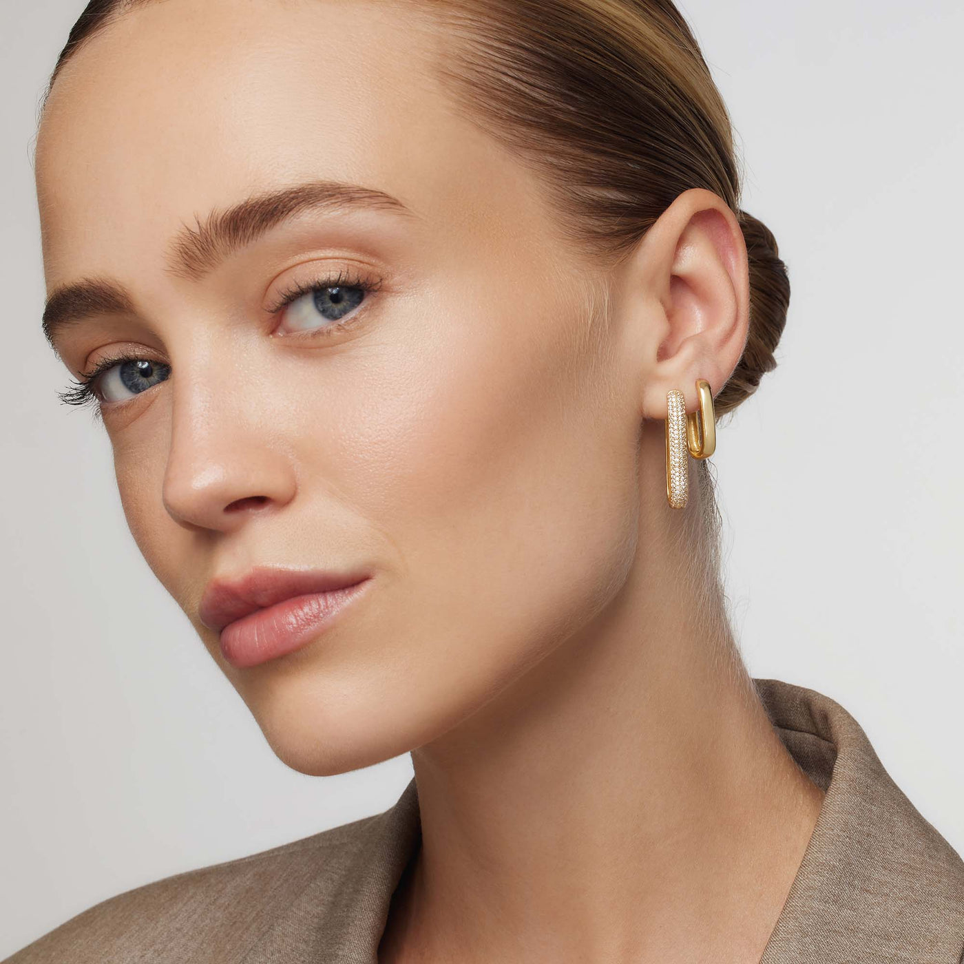 Helisent | Gold Pavé Earrings