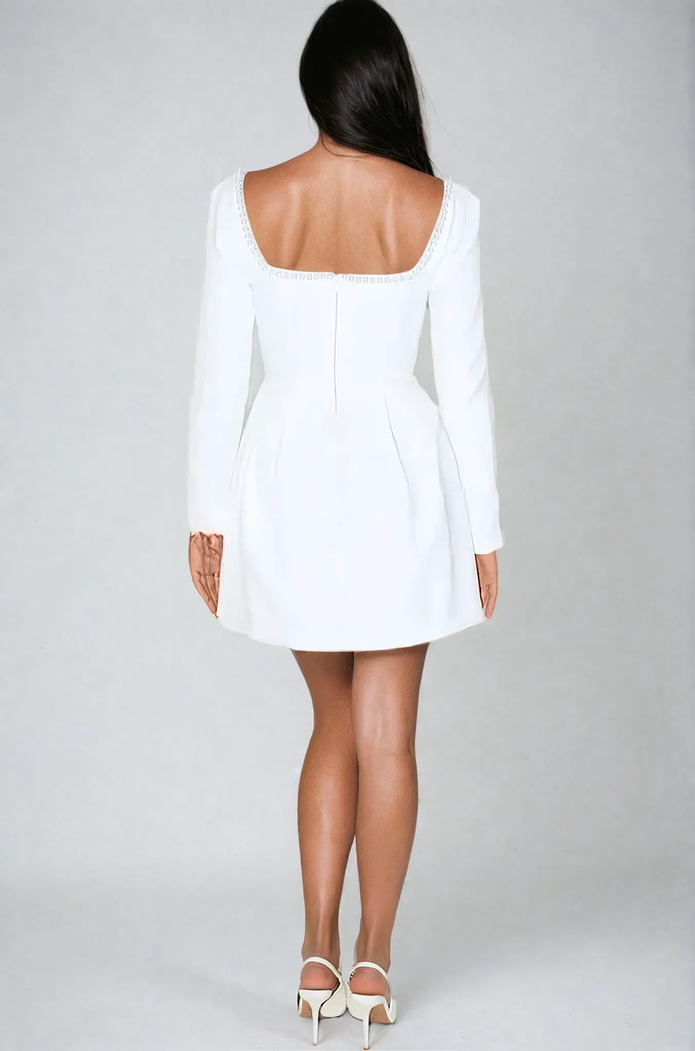 Gytha | Elegant Dress with Pearls