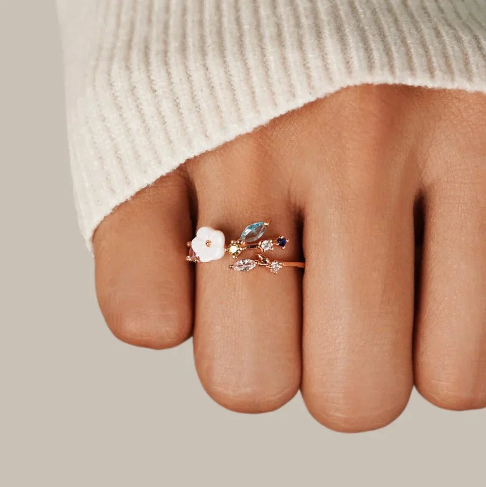 Kaia | Flower Ring
