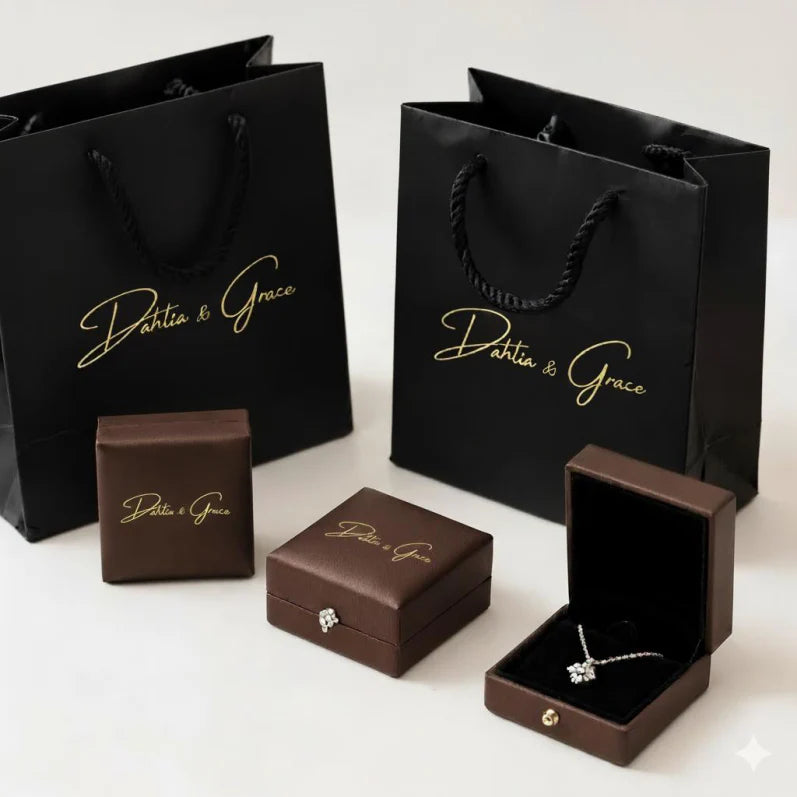 Veloria | Refined Slender Gold Necklace