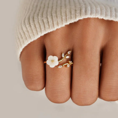 Kaia | Flower Ring
